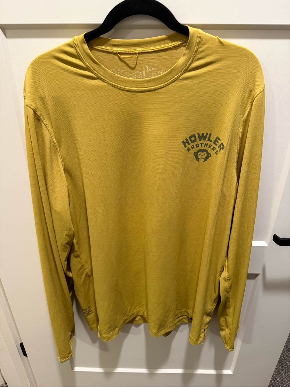 Howler Brothers Long Sleeve Performance Shirt Men’s L Mustard Yellow Fishing